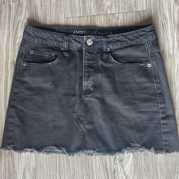American Eagle Skirt - Picture 2 of 4